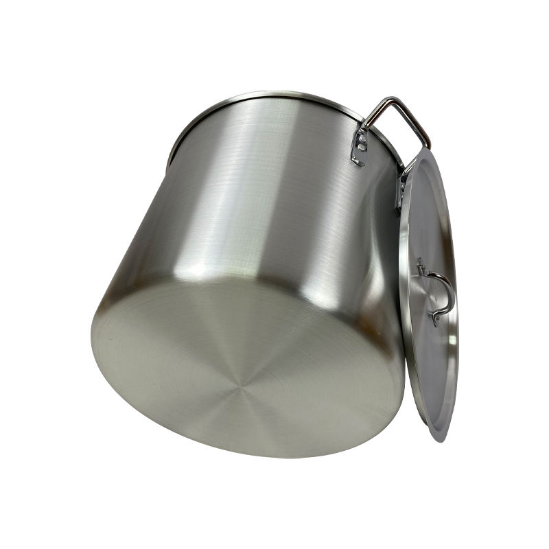 large stainless steel stock pot 